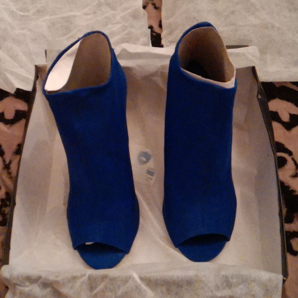 Liliana Stiletto Ankle Boot NWB